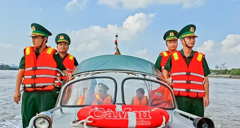 Hỗ trợ ngư dân vươn khơi bám biển