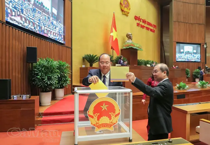 Đoàn đại biểu Quốc hội tỉnh Cà Mau tham gia tích cực các hoạt động tại Kỳ họp thứ Nhất, Quốc hội khoá XVI