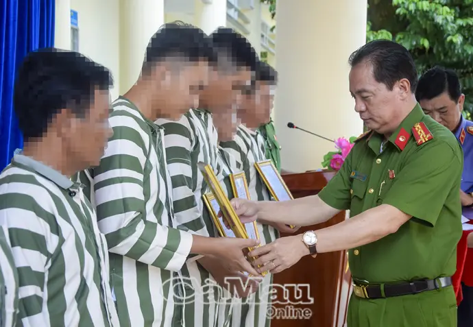 Ðồng bộ giải pháp, lan toả tính nhân văn