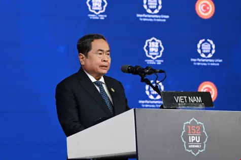 Chủ tịch Quốc hội kêu gọi các bên liên quan xung đột ngừng bắn, đàm phán hoà bình