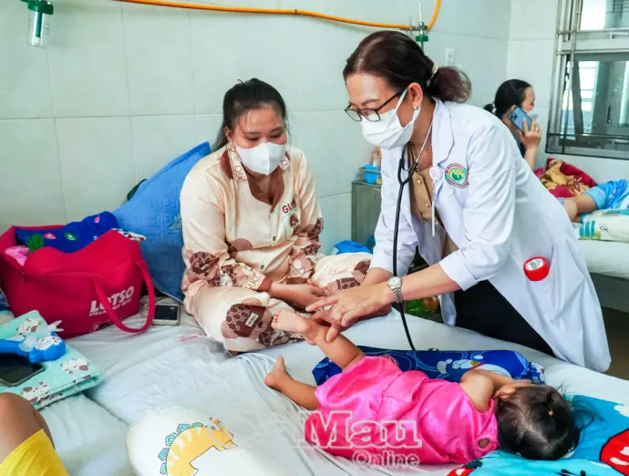 Siết chặt các biện pháp phòng, chống bệnh tay chân miệng