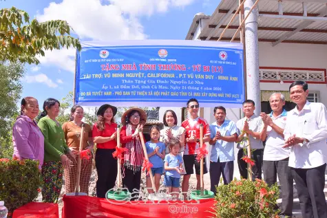 Khởi công 2 căn Nhà nhân ái