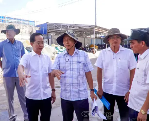 Phấn đấu bàn giao mặt bằng dự án kè Gành Hào trong tháng 5/2026