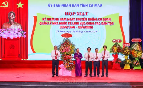 Họp mặt kỷ niệm 80 năm Ngày truyền thống công tác dân tộc