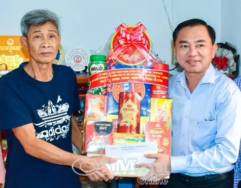 Chăm lo tốt cho người có công