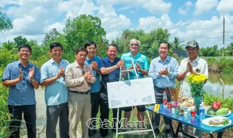 Cầu mới mở lối phát triển cho người dân khóm Tân Phong A