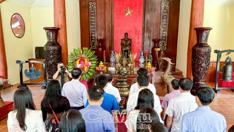 Cà Mau thương Bác, nỗi thương cha