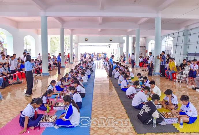 Hơn 180 kỳ thủ nhí tham gia Giải Cờ vua thiếu nhi