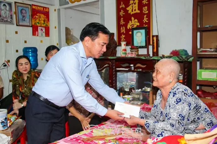 Tiếp nối hành trình sẻ chia với nạn nhân da cam