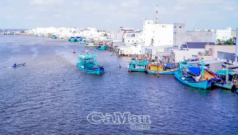 Tìm hướng phát triển từ tiềm năng khác biệt - Bài 2: Ðiểm mở đầu vươn ra biển lớn