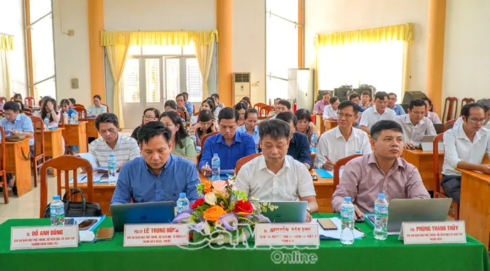 Đổi mới hoạt động các trường THPT chuyên, đáp ứng yêu cầu phát triển mới