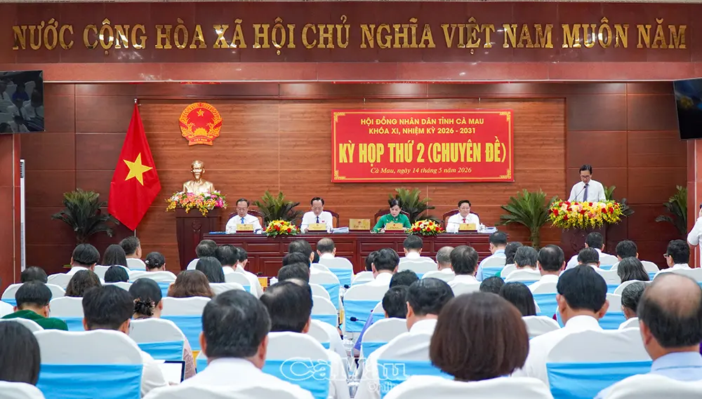 Thông qua nhiều nghị quyết tác động sâu rộng đến đời sống Nhân dân