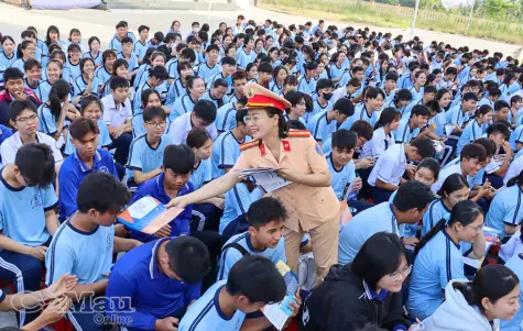 Gieo mầm văn hoá giao thông từ học đường