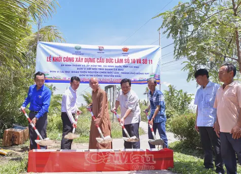 Tỉnh đoàn Cà Mau kết nối, vận động xây dựng 2 cầu nông thôn