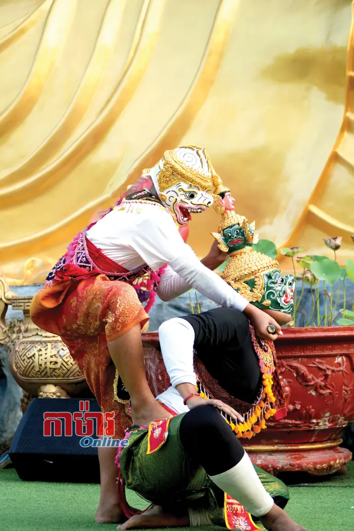 ភាពស៊ីសង្វាក់នៃរបាំប្រពៃណីនៅវត្តមួយដែលឆ្ងាយដាច់ស្រយាល