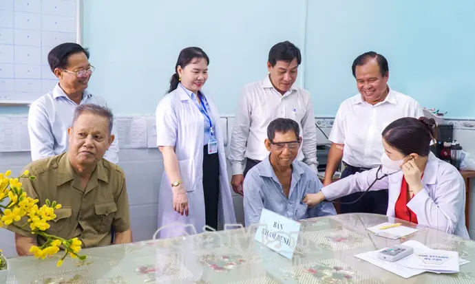 Cà Mau ra quân khám sức khoẻ, sàng lọc bệnh cho toàn dân