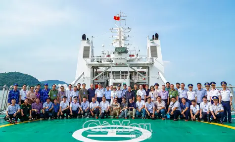 Bừng sáng biển đảo Tây Nam