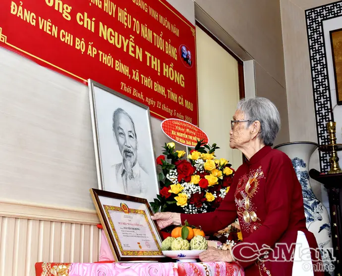 Khẳng định vai trò "Cây cao bóng cả"