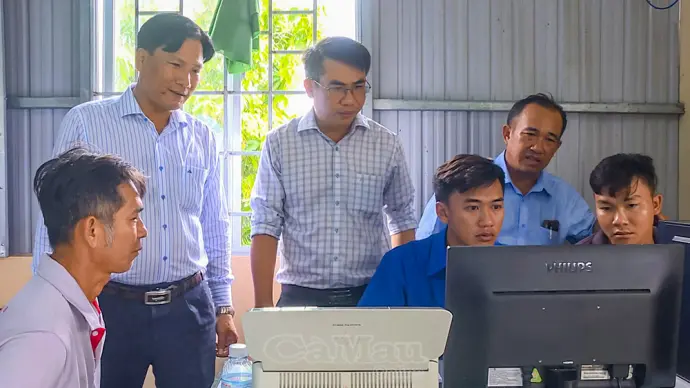 Đưa dịch vụ công trực tuyến về tận ấp