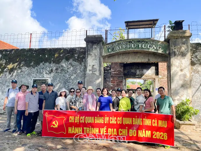 Hành trình tri ân giữa biển trời Côn Đảo
