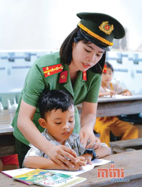 ឧបត្ថម្ភថ្នាក់បង្រៀនអក្សរ Khmer រដូវវិស្សមកាល