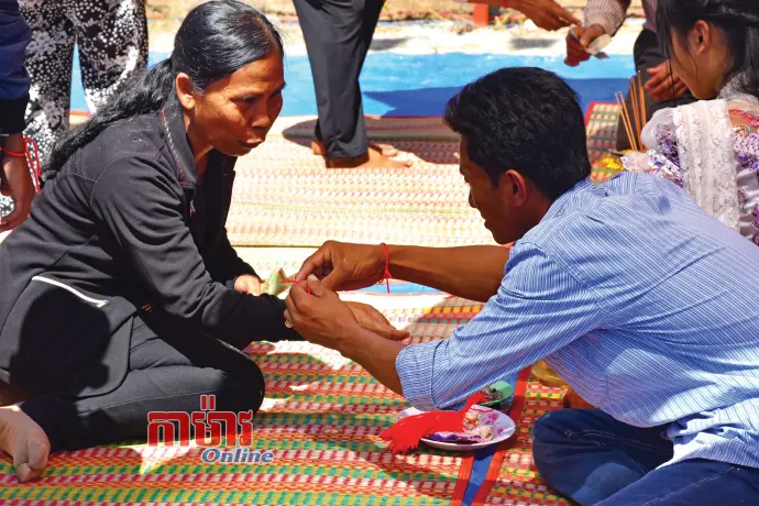 ដំណើរជីវិតតាមរយៈខ្សែអំបោះក្រហម