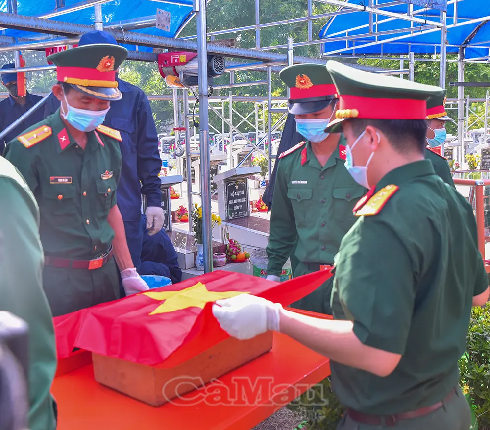 Để các anh được gọi tên !