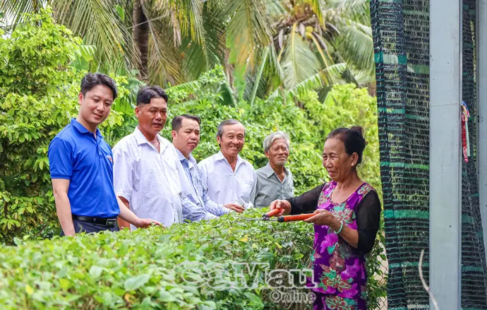 Bí thư chi bộ trẻ gần dân