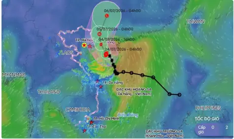 Bão số 1 giật cấp 11, cách Móng Cái (Quảng Ninh) khoảng 180km