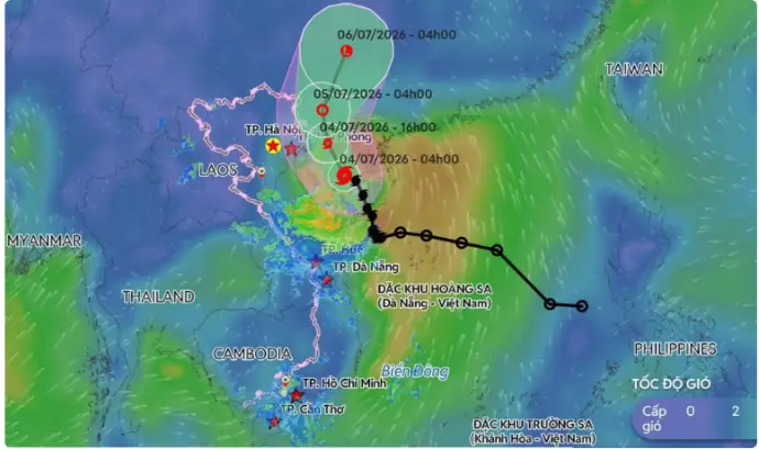 Bão số 1 giật cấp 11, cách Móng Cái (Quảng Ninh) khoảng 180km