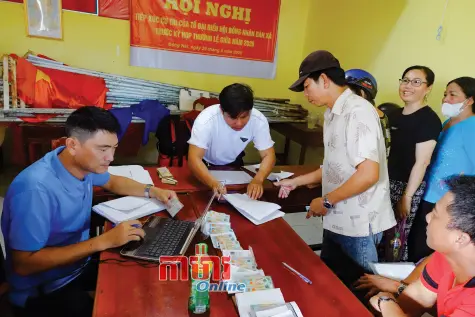 ភាពរស់ថ្មីផ្តើមពីរដ្ឋអំណាចមូលដ្ឋានដែលជិតស្និទ្ធប្រជាជន