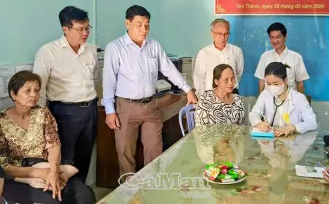 Ra quân khám sức khoẻ, khám sàng lọc đợt 4 cho người dân