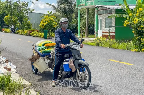 Anh Thịnh vá đường