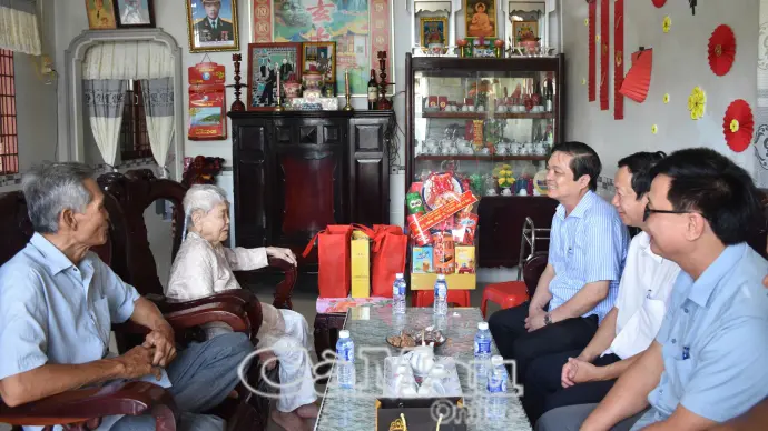 Ấm áp các hoạt động tri ân