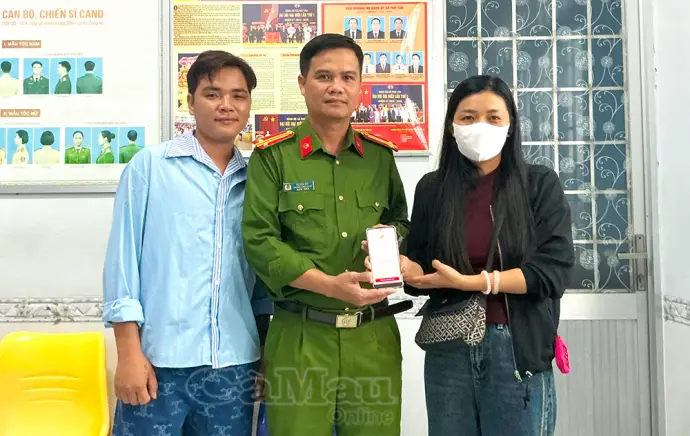 Nhanh chóng xác minh, giúp người dân nhận lại 200 triệu đồng chuyển nhầm