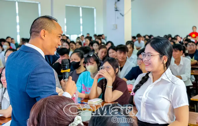 Tân sinh viên sẵn sàng cho hành trình mới