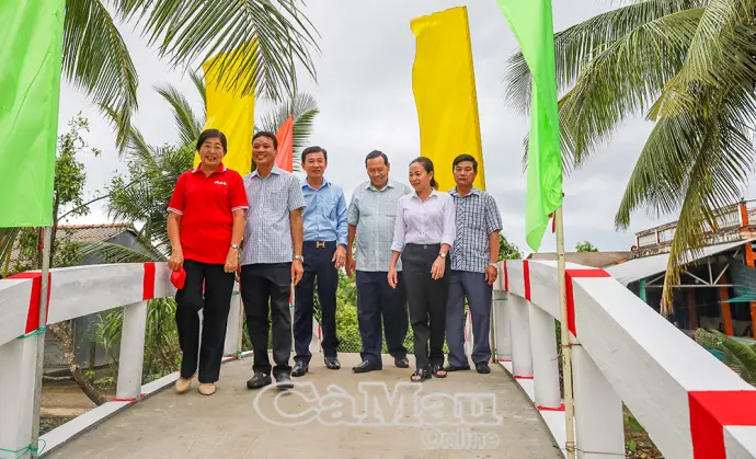 Nối nhịp bờ vui
