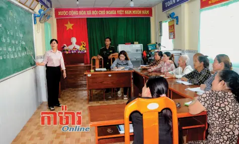 ថ្នាក់រៀន «គ្មានវ័យ» នៅ Cái Đôi Vàm