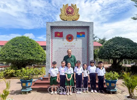Nghĩa tình ở Khánh Hưng