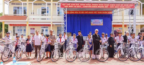 Tiếp sức học sinh U Minh đến trường