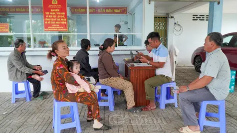 Chuyển đổi số gắn với nhu cầu đời sống