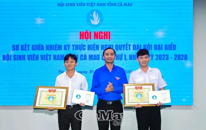 Khơi dậy khát vọng cống hiến