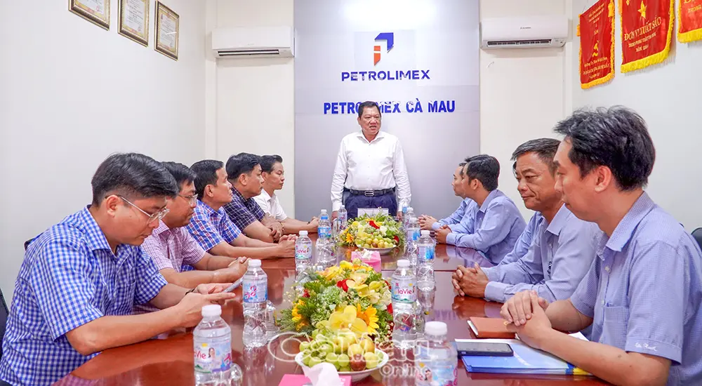 Thăm, động viên doanh nghiệp chung sức vì mục tiêu tăng trưởng hai con số