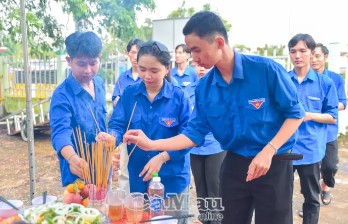 Sức trẻ Cà Mau lan toả nghĩa tình, tiếp nối truyền thống tri ân