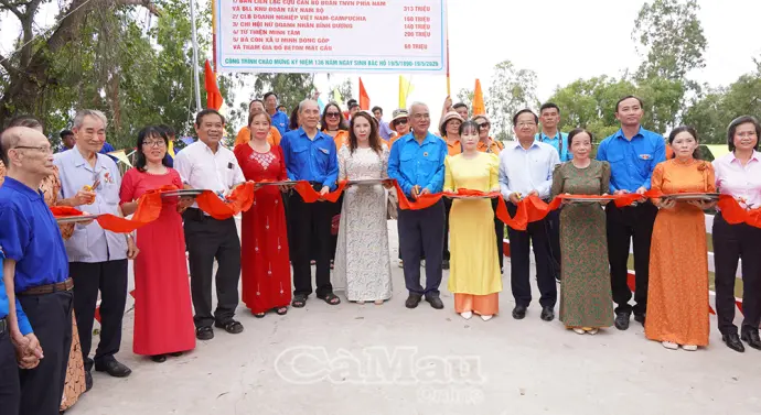 Khánh thành cầu Khu Đoàn Tây Nam Bộ tại xã U Minh