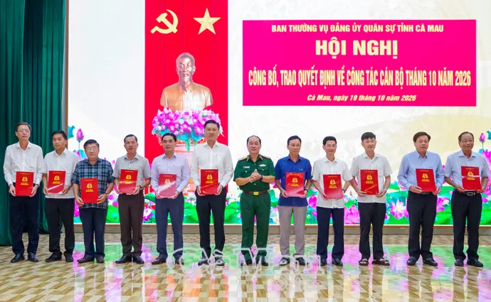 64 Bí thư Đảng uỷ cấp xã thôi kiêm nhiệm Chính trị viên Ban Chỉ huy Quân sự