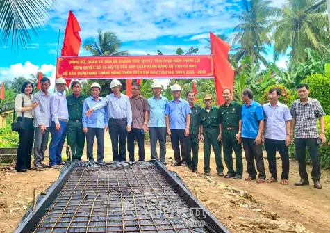 Củng cố lòng dân từ những việc làm thiết thực