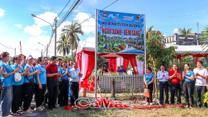 Ra mắt tuyến đường “Ngày xanh - đêm sáng” tại phường Tân Thành