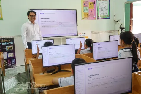 Thầy trò cùng làm chủ công nghệ, nuôi dưỡng khát vọng sáng tạo