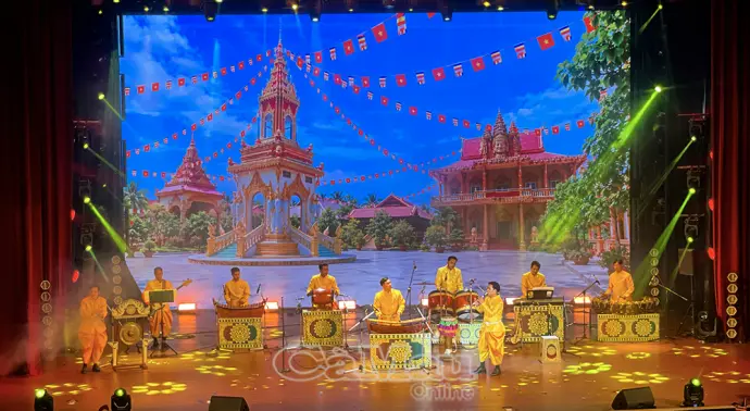 Âm nhạc Khmer Cà Mau tranh tài tại ngày hội nhạc cụ dân tộc toàn quốc